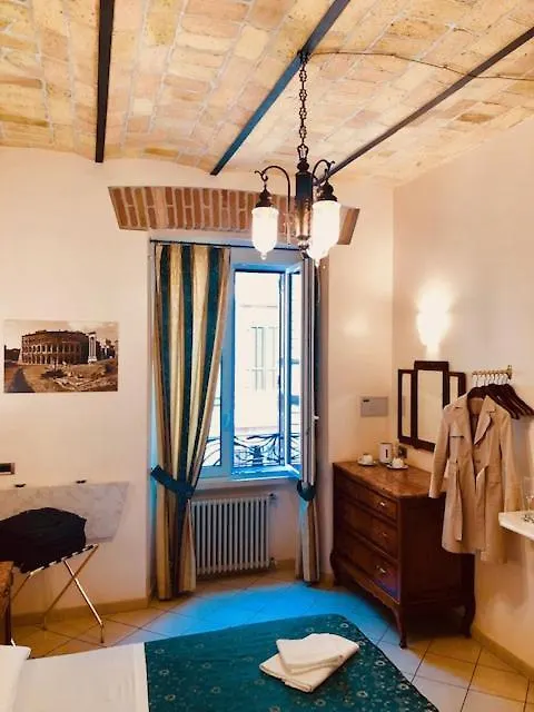 Optimus B&B Roma 2*,  Italia